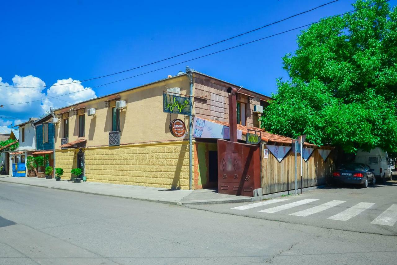 Shin Hotel Akhaltsikhe  Bagian luar foto
